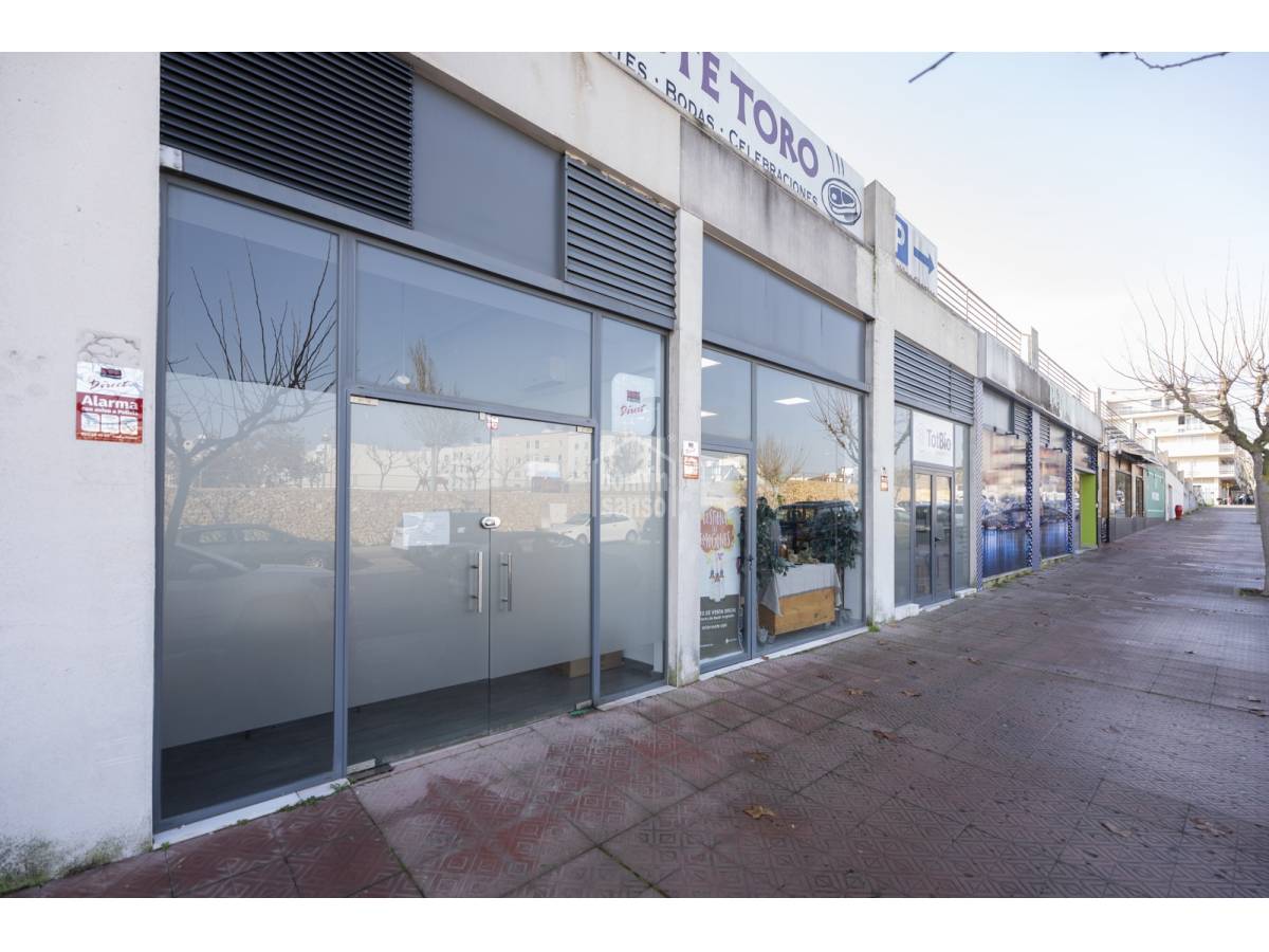 Local comercial en venta en Mahón, Menorca.