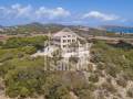Magnífica finca en la costa norte con acceso privado al mar en Menorca