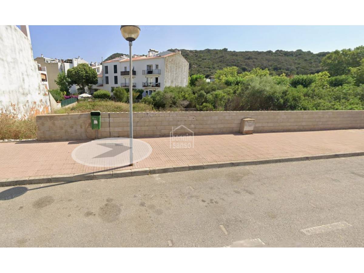 Solar urbanizable con proyecto presentado en Ferreries, Menorca