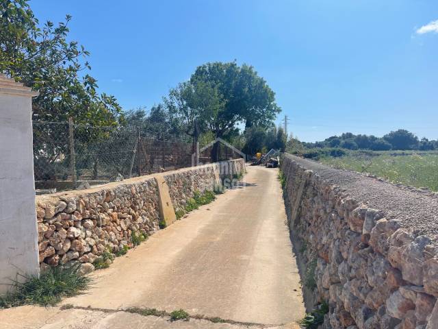 Finca rustica en el campo cerca de Torret al sur de Sant Lluis, Menorca