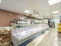 Local comercial en venta con explotación activa de supermercado sito en Cap Artruix, Ciutadella, Menorca