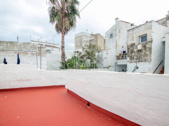 Interesting rennovation project, townhouse with patio  in the centre of Mahón, Menorca