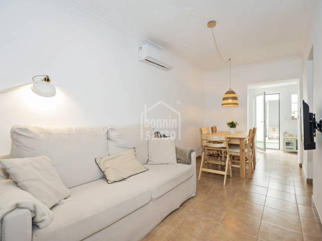 Casa en planta baja con patio en Mahón, Menorca