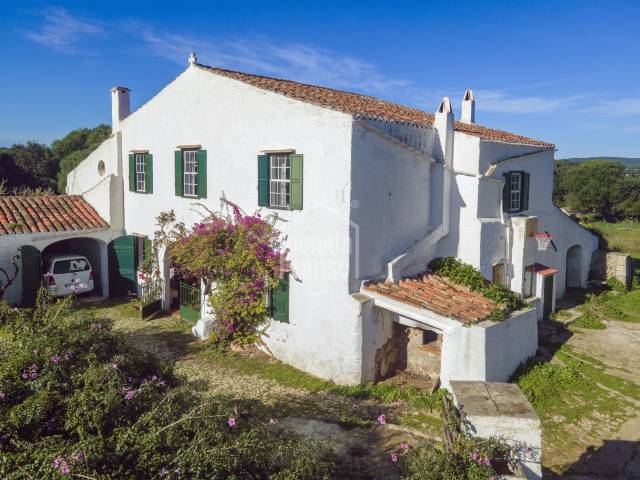 Authentic estate located in an area of high ecological value. Menorca