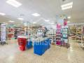Local comercial en venta con explotación activa de supermercado sito en Cap Artruix, Ciutadella, Menorca