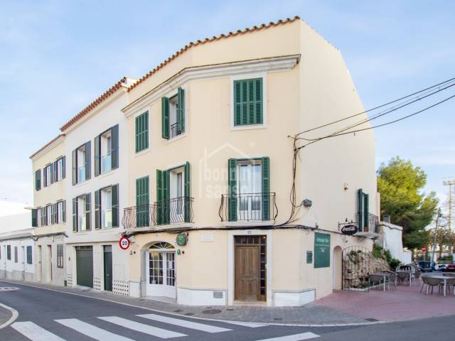 Two storey house in a residential part of ​​Mahón, Menorca