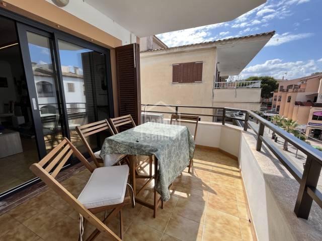 Apartamento con tres dormitorios en el centro de Cala Millor. Mallorca