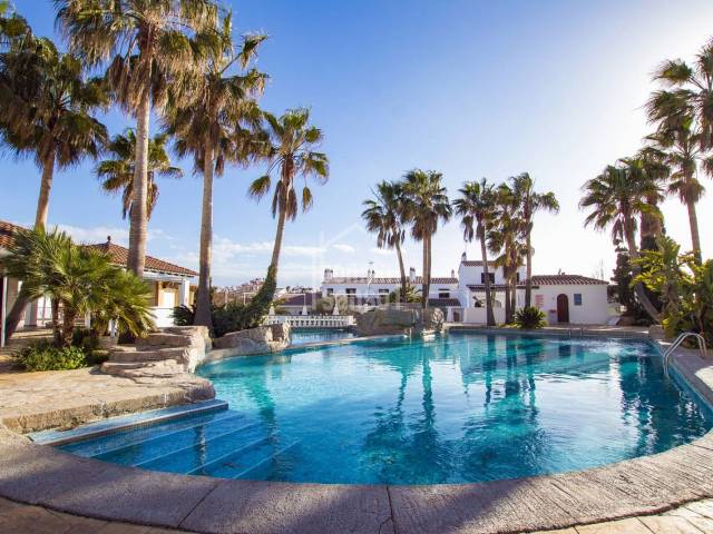 EXCLUSIVE. Apartment located in a pleasant holiday complex in Calan Porter, Menorca