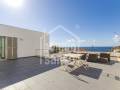 Villa contemporánea con vistas al mar en Cala Canutells, Menorca