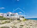 Schönes Haus in Punta Prima mit Aussicht, Menorca.
