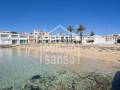 Caseta en dos cossos en primera línia a Macaret, Menorca