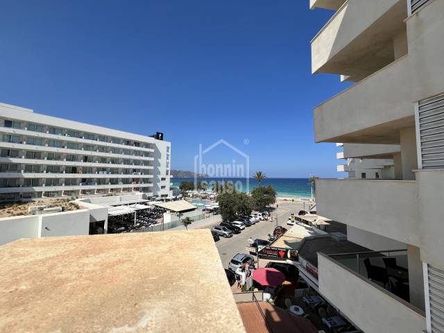 Soleado apartamento con vistas mar en primera linea, Cala Millor, Mallorca