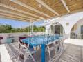 Villa excepcional orientada al sur con vistas al mar en Punta Prima, Menorca