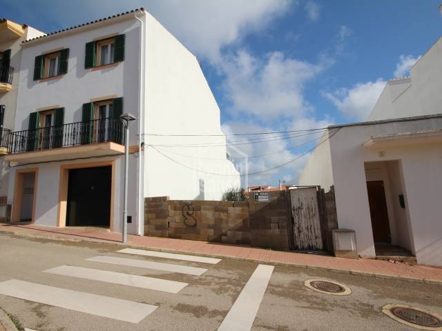 Solar edificable en zona centro de Es Migjorn, Menorca