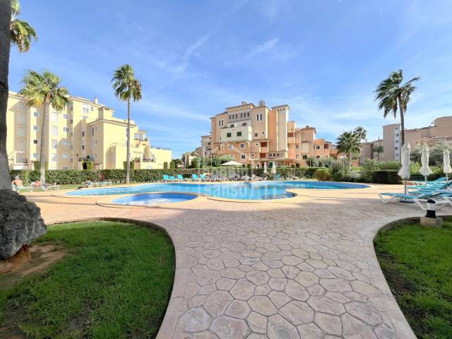 Impeccable ground floor apartment with pool, Sa Coma, Mallorca