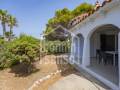 EN EXCLUSIVA. Bungalow de 3 dormitorios con jardín y piscina comunitaria en Los Delfines