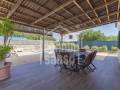 Chalet con amplio jardín y piscina privada de agua salada en Son Vitamina menorca