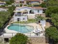 Villa excepcional orientada al sur con vistas al mar en Punta Prima, Menorca