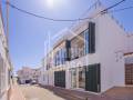 Una joya frente al mar en Es Grau, con licencia turística – Vive Menorca en su máxima expresión