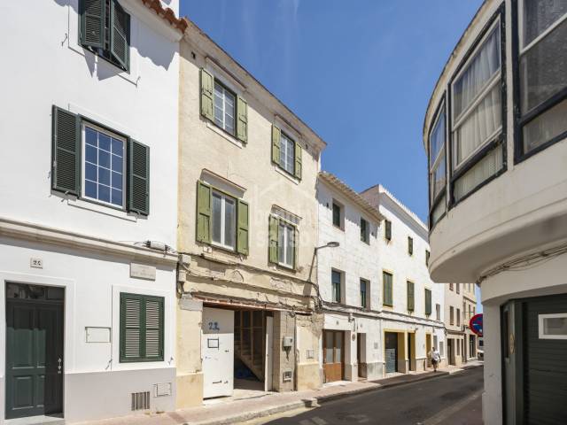 Superbe maison de ville rénovée au cœur de Mahón, Menorca