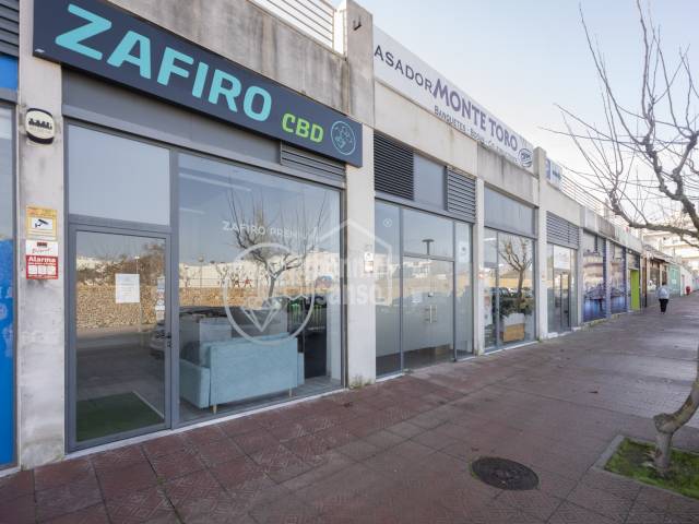 Local comercial en venta en Mahón, Menorca.