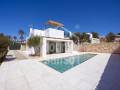 Wunderschöne Villa mit Pool und Garten sowie Meerblick, Torre Solí Nou, Menorca