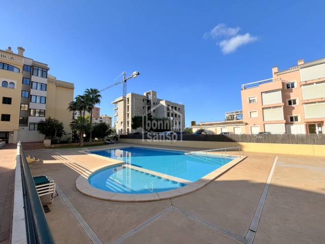 Maravilloso apartamento con piscina muy cerca de la playa en Cala Millor. Mallorca