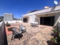 Penthouse lumineux avec grandes terrasses et vue latérale sur la mer à Cala Millor