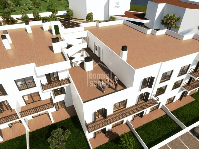 New build of VPO apartments, three bedrooms, Cala Bona, Mallorca