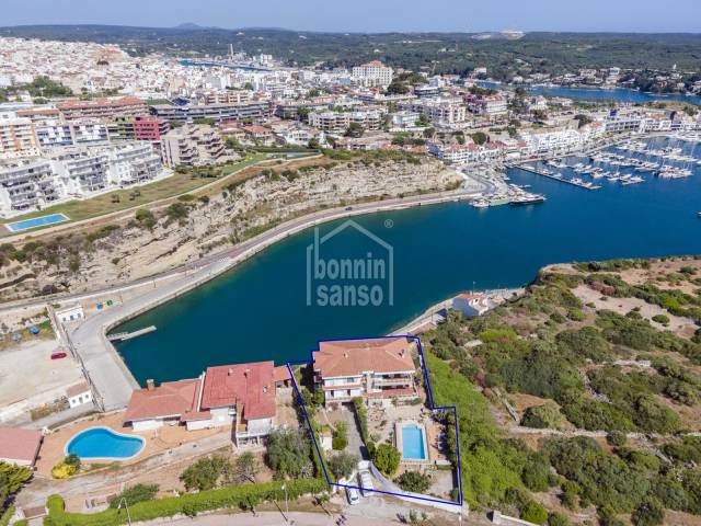 Propiedad con excelentes vistas al Puerto de Mahón -Menorca-