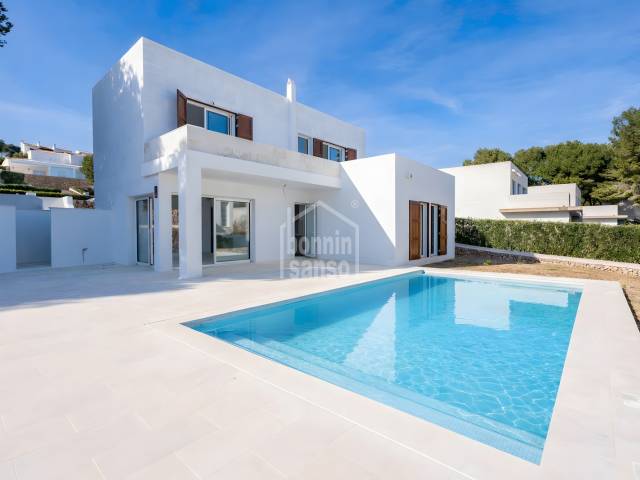 Promozione Sa Tamarells situata nella prestigiosa zona residenziale di Coves Noves, Minorca