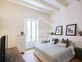 Elegancia atemporal y confort contemporáneo en una casa de pueblo restaurada con exquisito gusto. Alayor. Menorca
