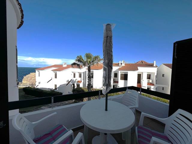 Winter season rental of a first-floor apartment in a complex with a communal swimming pool, Los Delfines, Ciutadella, Menorca.