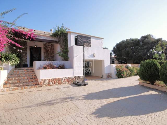 Lloguer Temporal: Preciosa casa de camp amb piscina a pocs minuts de Ciutadella, Menorca