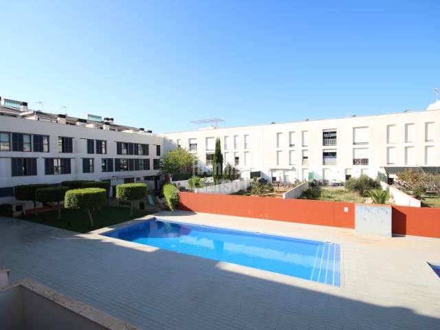 Primer piso con ascensor en zona de máximos servicios en Ciutadella, Menorca