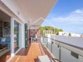 Vistas panorámicas desde este magnifico apartamento en Coves Noves, Menorca