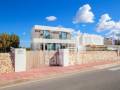 Villa in erster Reihe mit fantastischen Blick, Cala'n Blanes, Ciutadella, Menorca, Balearen