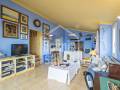Encantador chalet mediterráneo con vistas al mar y piscina privada en Cala Llonga, Menorca
