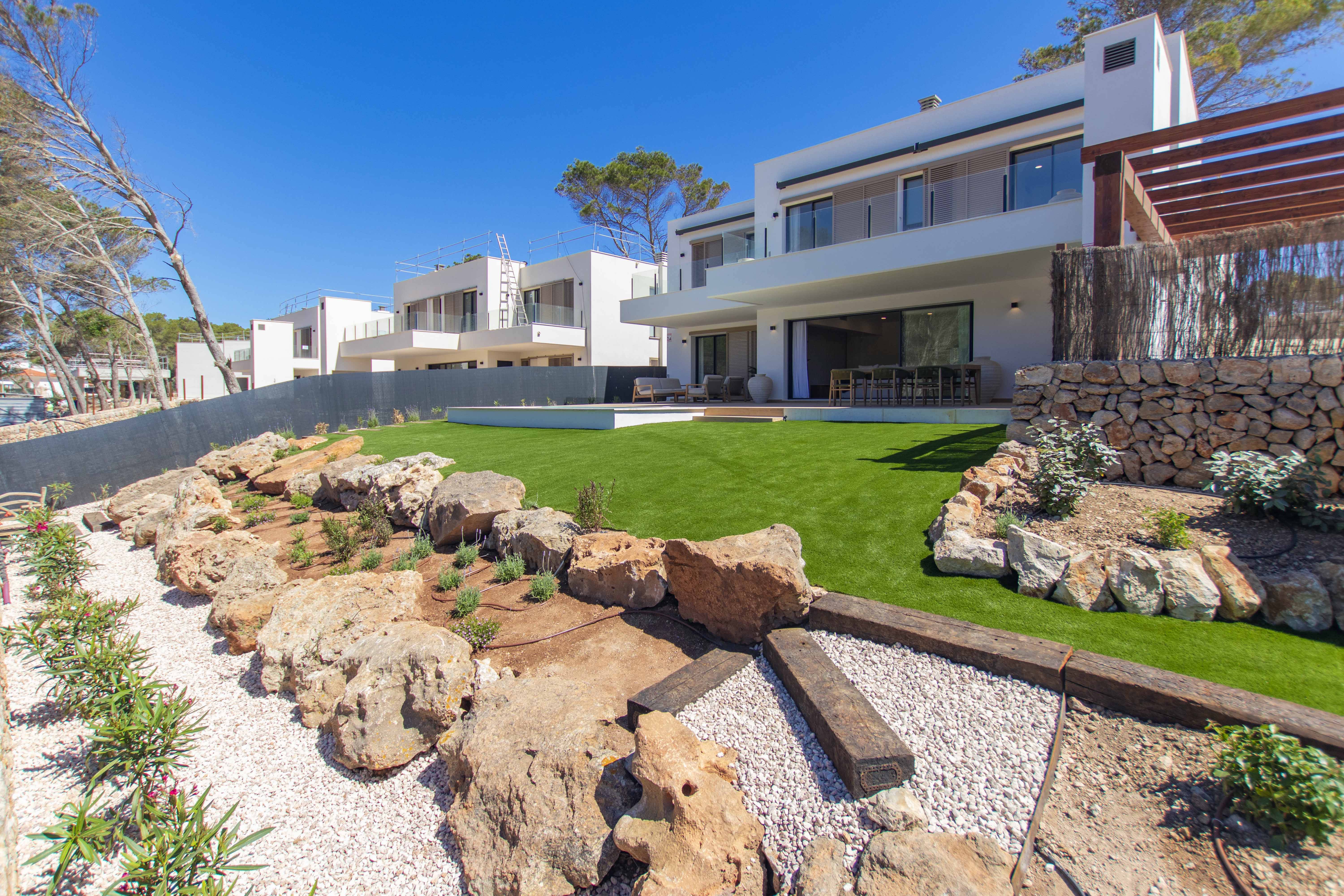 Promotion - Sa Llosa Homes, Promotion von Luxus Ferienhäusern: 50 Villen in Son Parc, Menorca.