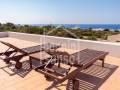 Villa impressionant a la costa sud amb vistes a la mar i piscina infinita a Torret de Baix, Binibeca, Menorca