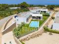 Nuevo formato de venta en copropiedad en Coves Noves, Menorca