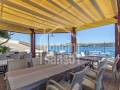 Restaurante a pie de mar en zona Cales Fons -Menorca-