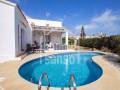 Chalet con piscina en la tranquila urbanización de S'Algar, Menorca