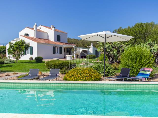 Descubra una Encantadora Finca en el Corazón de Menorca