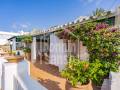 Típica casa Menorquina con piscina en la pintoresca urbanización de Alcaufar, Menorca