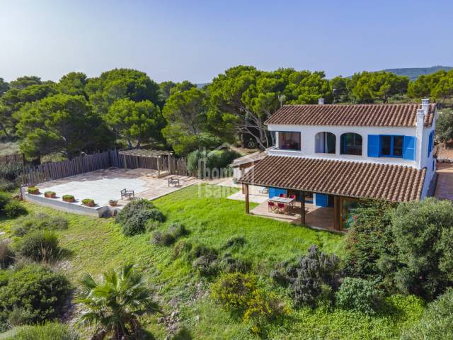 Precioso chalet con vistas al mar en Coves Noves, Menorca