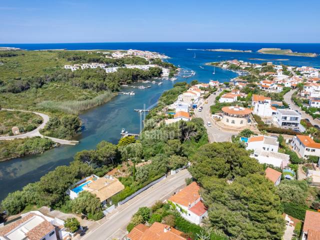 Propriété en Exclusivité en Première Ligne avec Licence Touristique