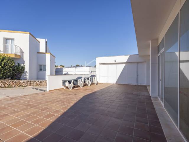 Commercial premises for your new business in Punta Prima, Menorca