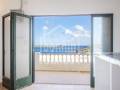 Dos apartamentos frente al mar con acceso directo – oportunidad única en Na Macaret, Menorca