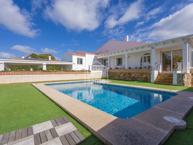 Affascinante abitazione su un unico livello a Binidali, costa sud di Minorca